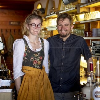 Anna Lercher & Daniel Leitner im Murauer Gasthof Hotel Lercher Anna Lercher & Daniel Leitner im Murauer Gasthof Hotel Lercher