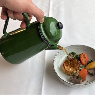 Beinfleischsuppe im Murauer Gasthof Hotel Lercher Beinfleischsuppe im Murauer Gasthof Hotel Lercher